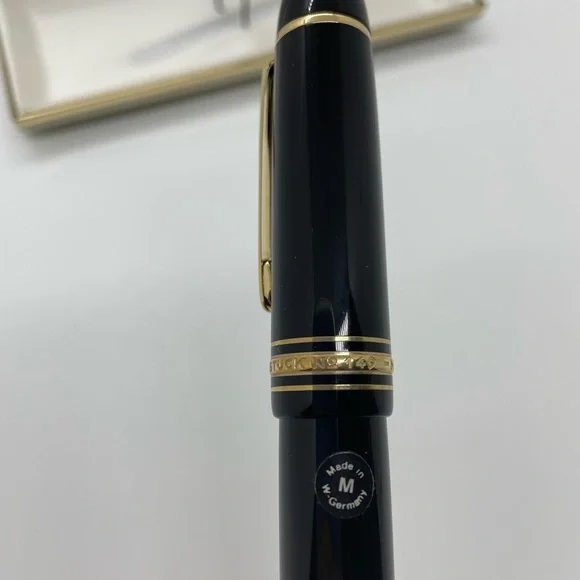 Vintage Montblanc Meisterstuck 149 Fountain Pen - Picture 9 of 9